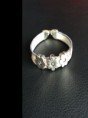Pulseira em pele cinza com flores Cód. P13